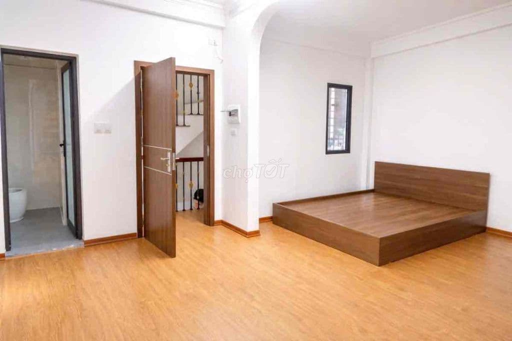 Nhà Mới Cầu Giấy 40m2 - 5 Tầng - Ở Ngay - Kinh Doanh - Ngõ Thông - Vip - Ảnh 3