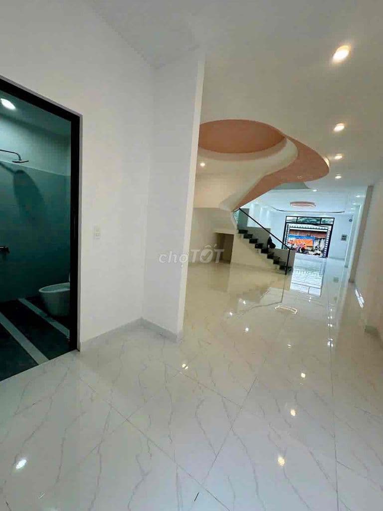 BÁN NHANH NHÀ 5x20 1 lầu ĐƯỜNG HƯNG LONG BÊN HÔNG CHỢ BÌNH ĐIỀN - Ảnh 2