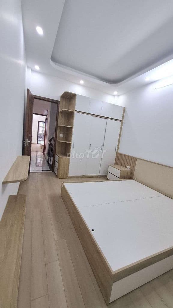 Bán nhà phố Nam Dư ,Lĩnh Nam mặt ngõ thông ô tô đỗ gần nhà mới coong - Ảnh 2