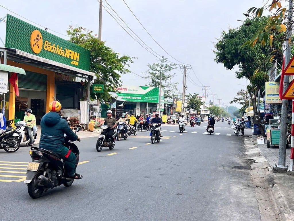 Bán lô đất 1 sẹc QL22 Xã Thái Mỹ , ngay khu dân cư 250m2 1,2 tỷ SHR - Ảnh 2