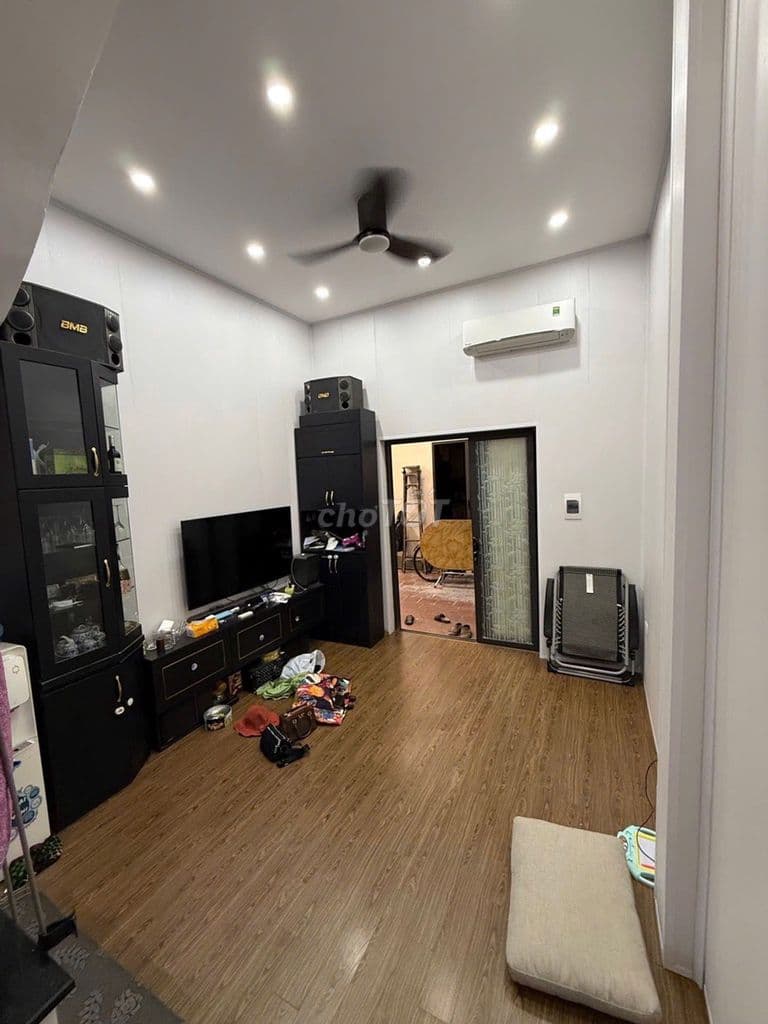 BÁN NHÀ MINH KHAI - 30M Ô TÔ TRÁNH - NHỎ TIỀN - NGÕ THOÁNG