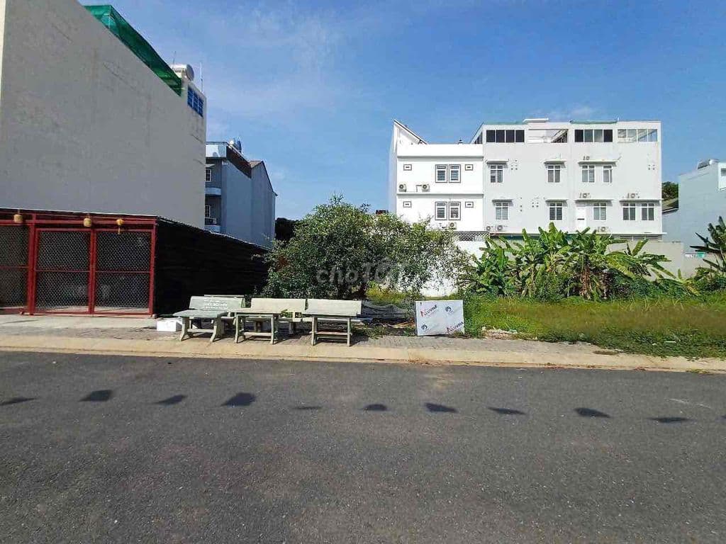 xã 3 lô đất KDC Bình Hưng giá chỉ từ 1 ty099 có SHR