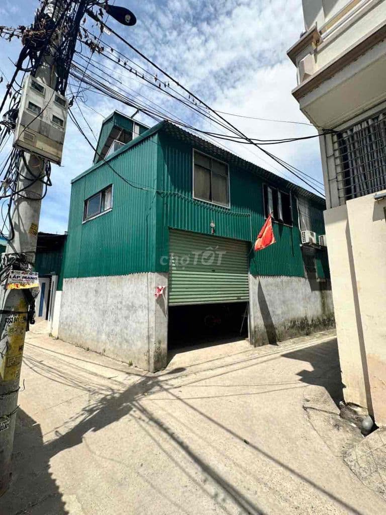 Chính Chủ Mình Bán : 🏘️ Nhà xưởng 2 tầng - 70m - 2 mặt đều nở hậu 📕 Lô