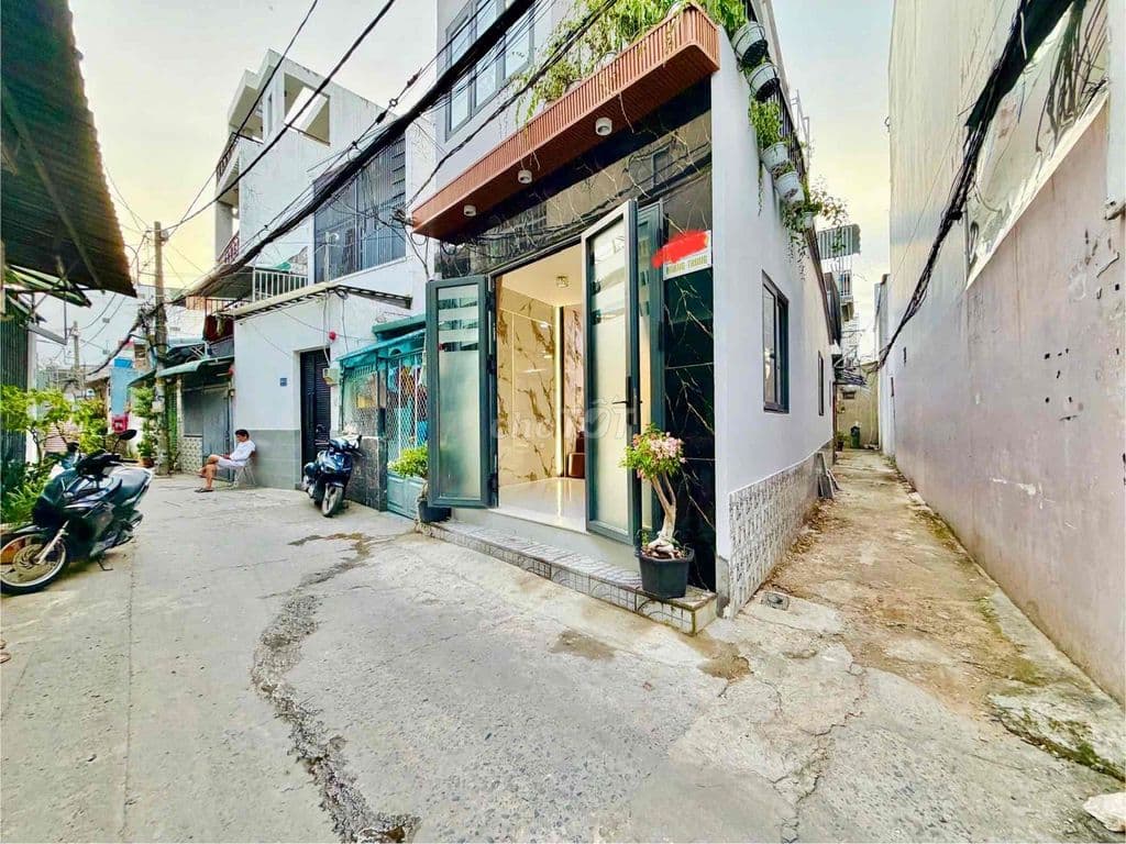BÁN NHÀ QUANG TRUNG, P11, GV, HCM - CÓ PN TẦNG TRỆT - 5.98 TỶ - Ảnh 2