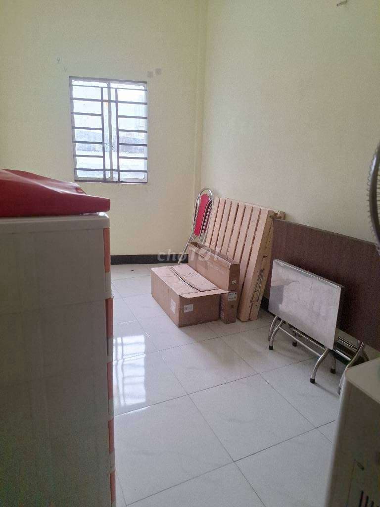 Bán nhà đườnghuỳnh tấn phát Phường Tân Phú, Quận 7,dt:3,5×12,giá:3,3ty - Ảnh 3