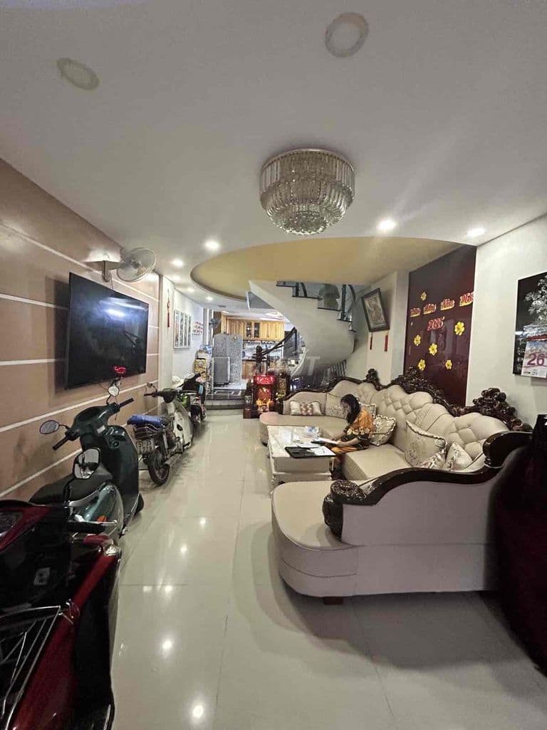 Bán nhà chính chủ Nguyễn Thị Tần, Quận 8, 106m2, 4 tầng. - Ảnh 2