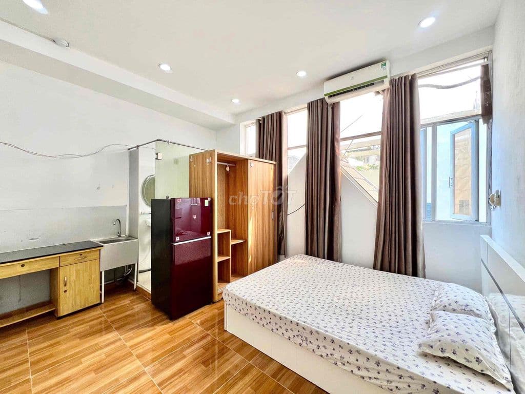 Cho thuê studio cửa sổ giá tốt ngay tô hiến thành trung tâm quận 10
