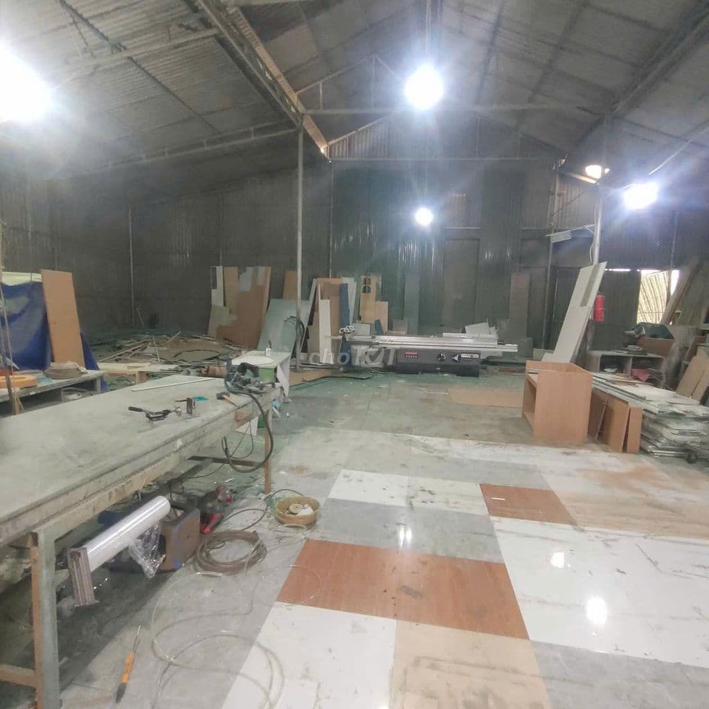 Bán 240m2 đất thổ cư la tinh trục chính đường container tránh nhau