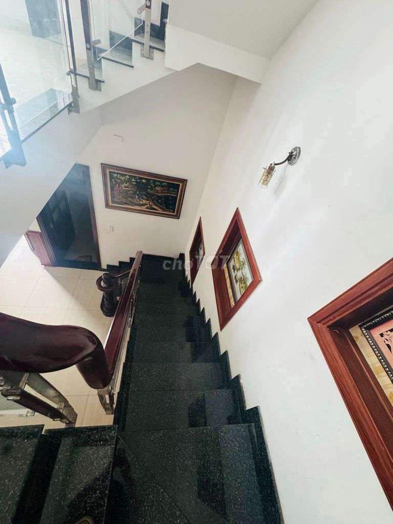 Bán nhà 2 lầu 80/8A Lã Xuân Oai Q9 giá 6,5 tỷ - Ảnh 2