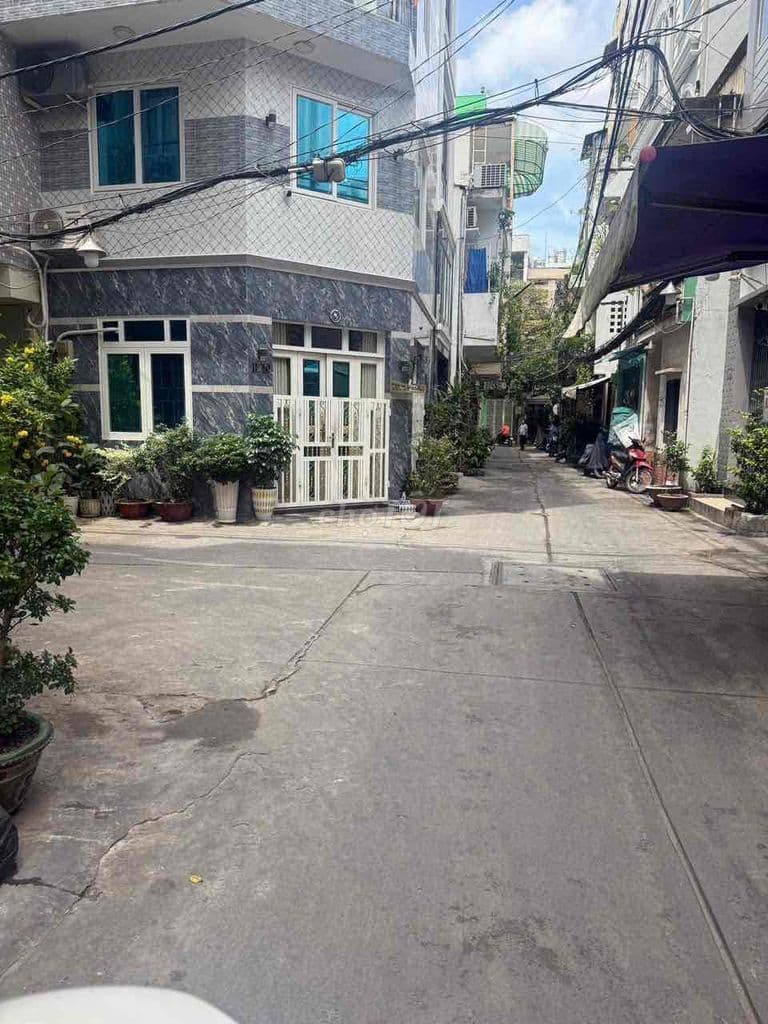 ‼️BÁN GẤP GIÁ 8TỶ -NGUYỄN NGỌC LỘC Q10 - HẺM XE HƠI- NỞ HẬU - Ảnh 2