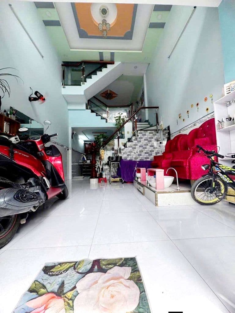 nhà 3 tầng đường thông giá nhỉnh 4tỷ - Ảnh 3