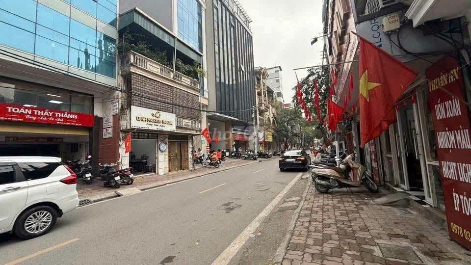 bán tòa nhà mặt phố ngã tư sở thanh xuân