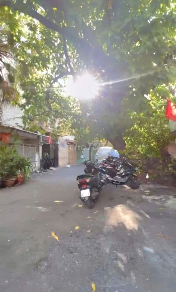 Bán đất cách ngã 4 Phú Nhuận tầm 100m, HXH, DT: 81m2 - Phan Đăng Lưu - Ảnh 2