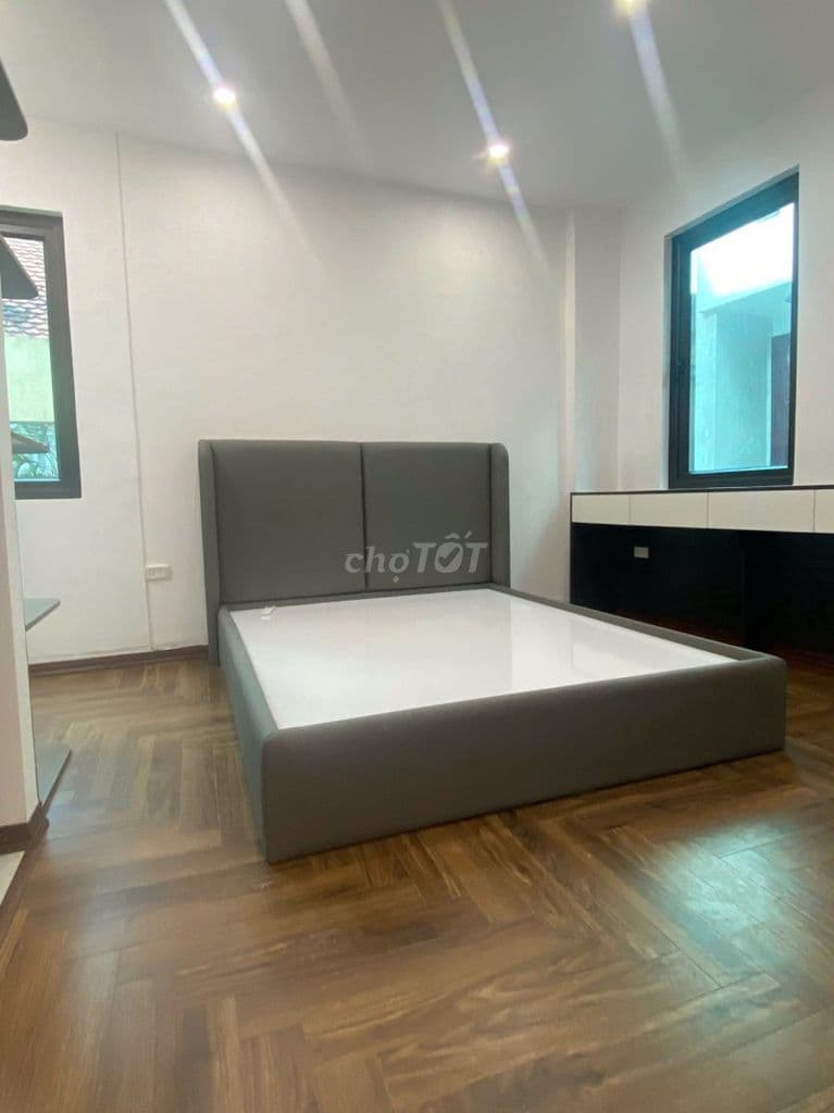 BÁN NHÀ LÔ GÓC - 5 TẦNG - MT 4M - 10M RA OTO - 2 THOÁNG VĨNH VIỄN