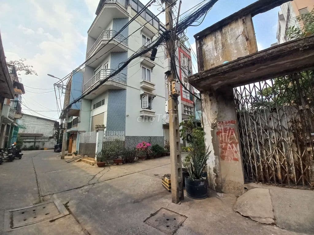 NHÀ NÁT GÓC 2 MT HẺM THÔNG 6M XE HƠI LẠC LONG QUÂN - Ảnh 2