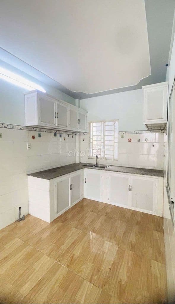 NHÀ 98M2_NGANG ĐỈNH 6,5M_NỞ HẬU NHẸ_HẺM XE HƠI_GẦN CHỢ HIỆP THÀNH Q12 - Ảnh 3