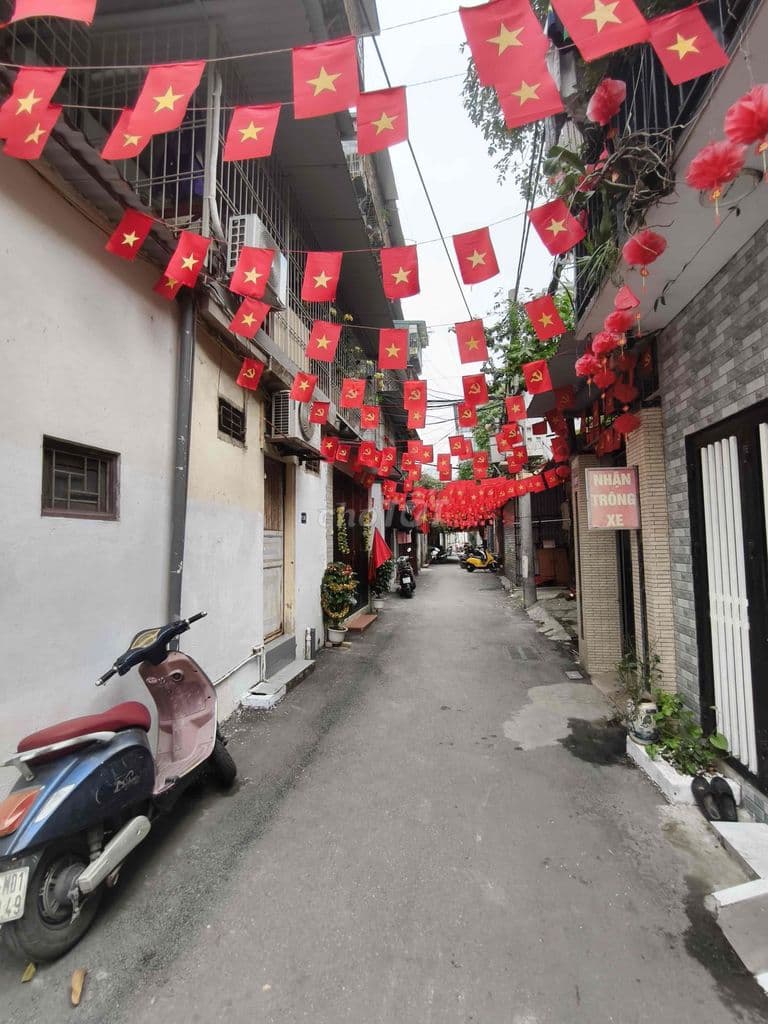 Nhà tập thể tầng 1 , E6 thanh xuân bắc , phường thanh xuân , hn - Ảnh 2