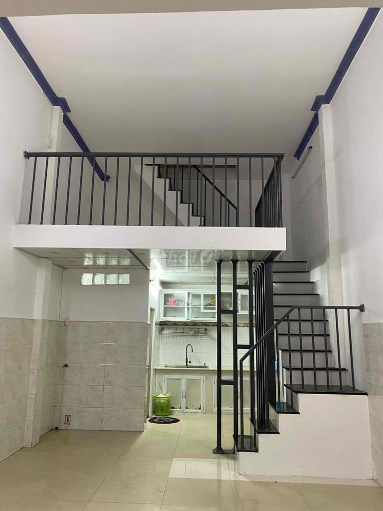 Bán nhà HXH 1 trệt 1 lửng 1 lầu, đầy đủ tiện nghi - Ảnh 2