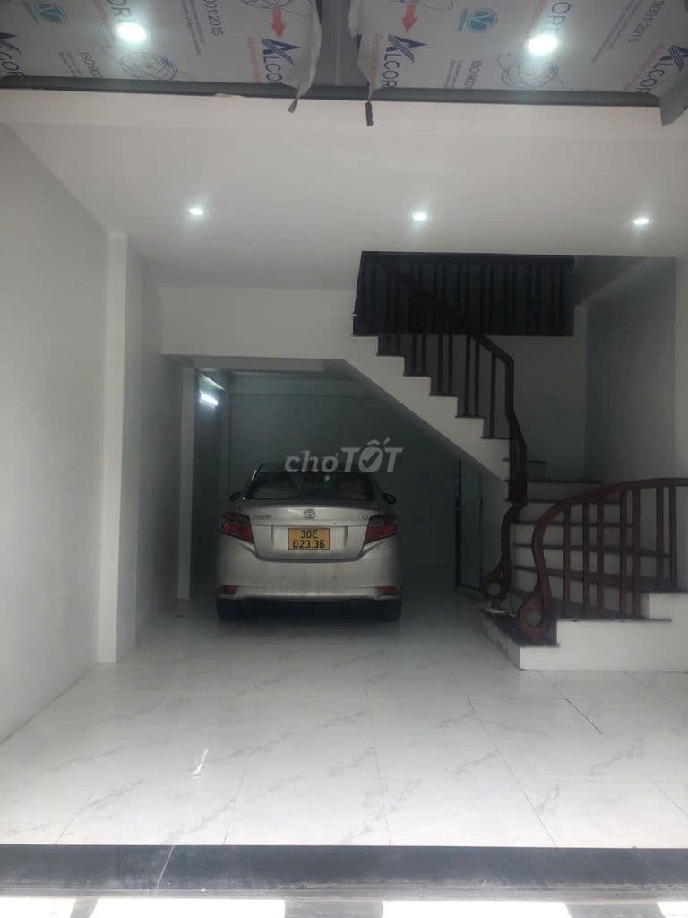 Tôi chính chủ Bán nhà Yên Lộ, 43m2 5 tầng, gara ô tô, 7.5 tỷ