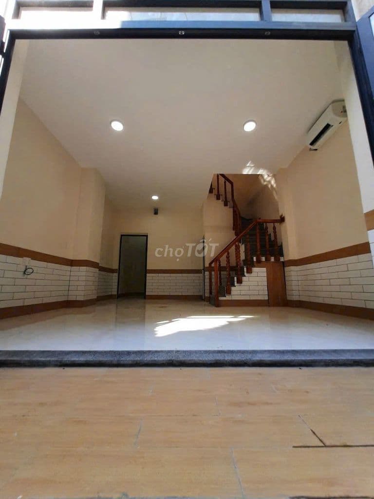 CẦN BÁN NHÀ ĐẸP MỚI XÂY 2 TẤM, MÁY LẠNH, MÁY NƯỚC NÓNG, BẾP ĐIỆN,..