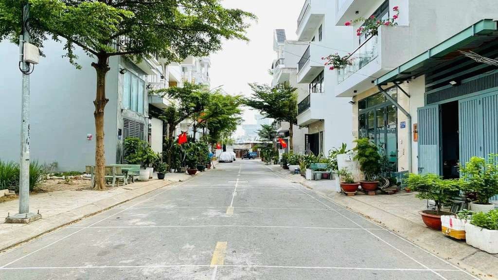 Nhà 4 tầng 5PN Thạnh Xuân 25, Q.12 - 55m2 - 6.3 tỷ