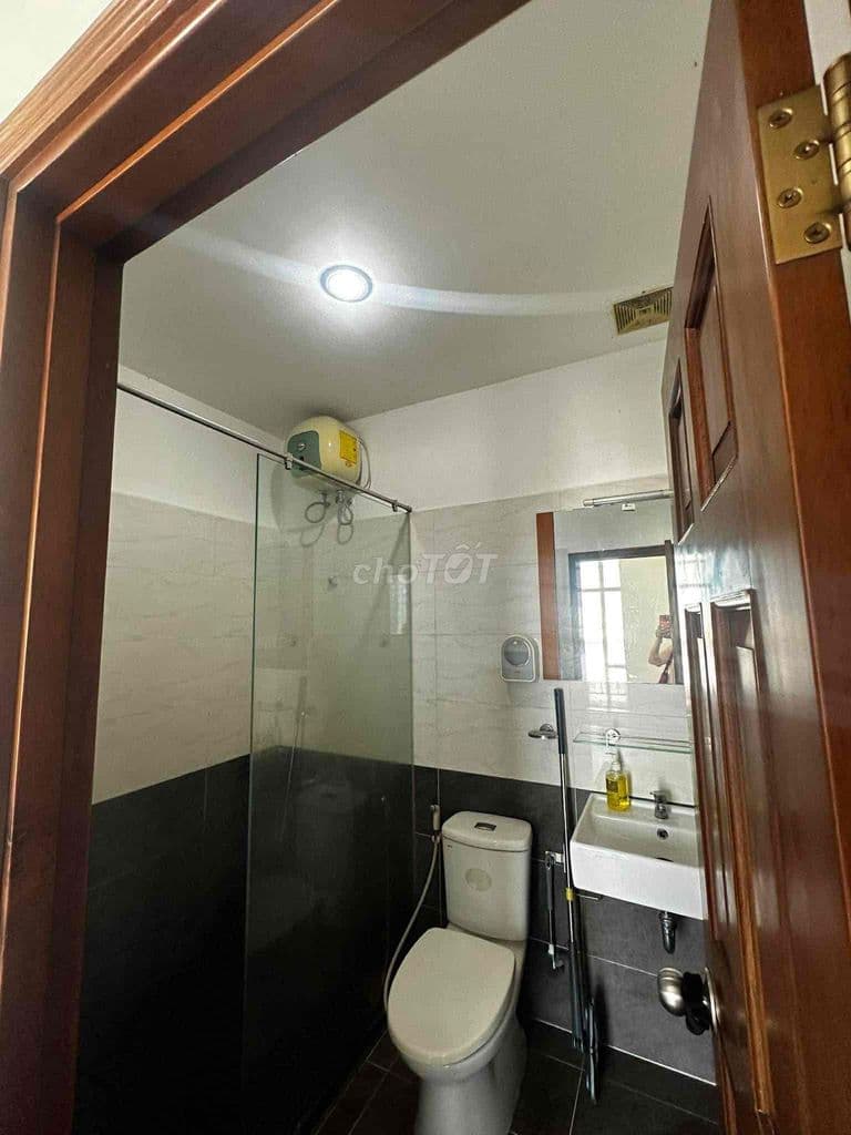 Bán Căn hộ Belleza dt:102m2 . Sổ Hồng . Giá : 4.860 tỷ