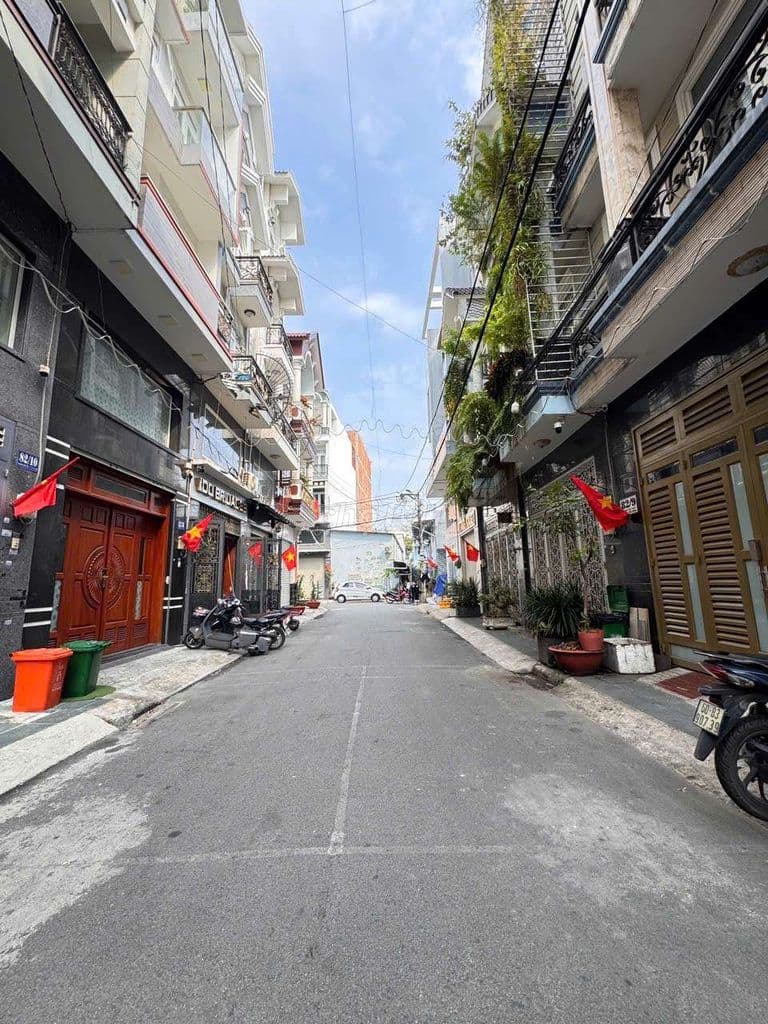 BÁN NHÀ GẦN NGAY MẶT TIỀN, 4X14, ĐÚC 5 TẦNG, HẺM NHỰA 8M, GIÁ 8,88 TỶ - Ảnh 2