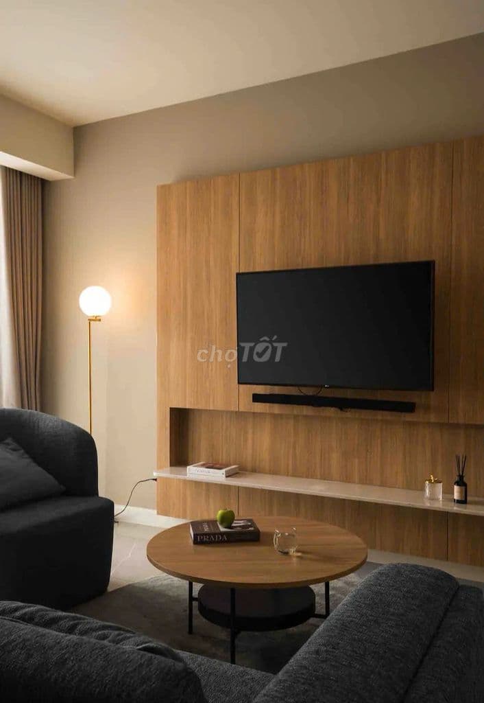 Chính chủ bán căn hộ Zenity Tầng 5, Dt 94 m2 giá chỉ 11,8 tỷ view Q1