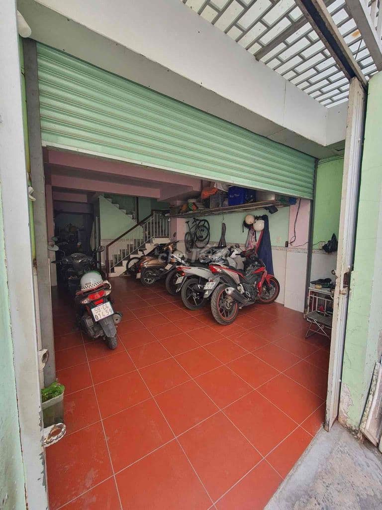 BÁN CĂN NHÀ 1 TRỆT 1 LỬNG 2 LẦU SÂN THƯỢNG QUẬN7 - Ảnh 2