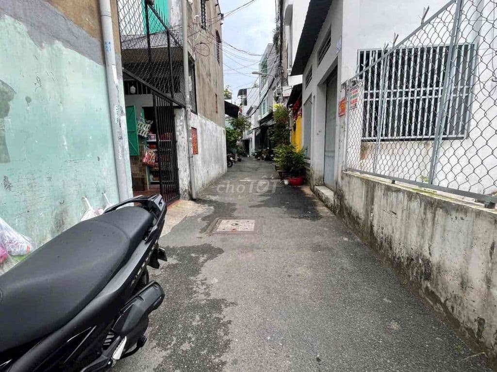 BÁN ĐẤT TẶNG NHÀ CẤP 4 - DT: 53.7m2 ) - HẺM 3 GÁC -NGUYỄN OANH, GÒ VÂP - Ảnh 3