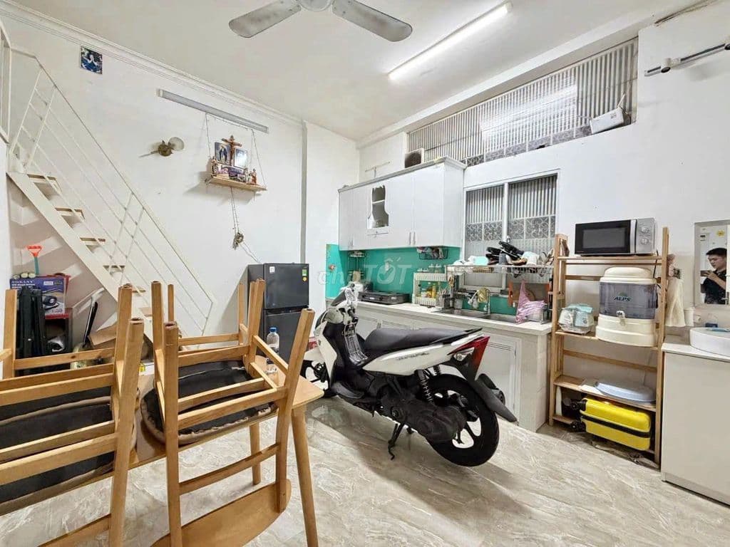 Nhỉnh 8Ty,Nhà 4 Tầng gần 60m2 Khu VIP Đào Duy Anh Phú Nhuận - Ảnh 3