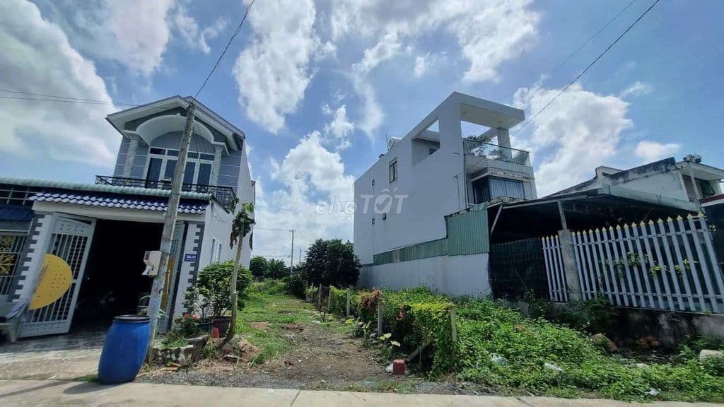 Chủ ngộp cắt lỗ! 118m² đất Trung An - Củ Chi kế bên Chợ, đường 8m SHR