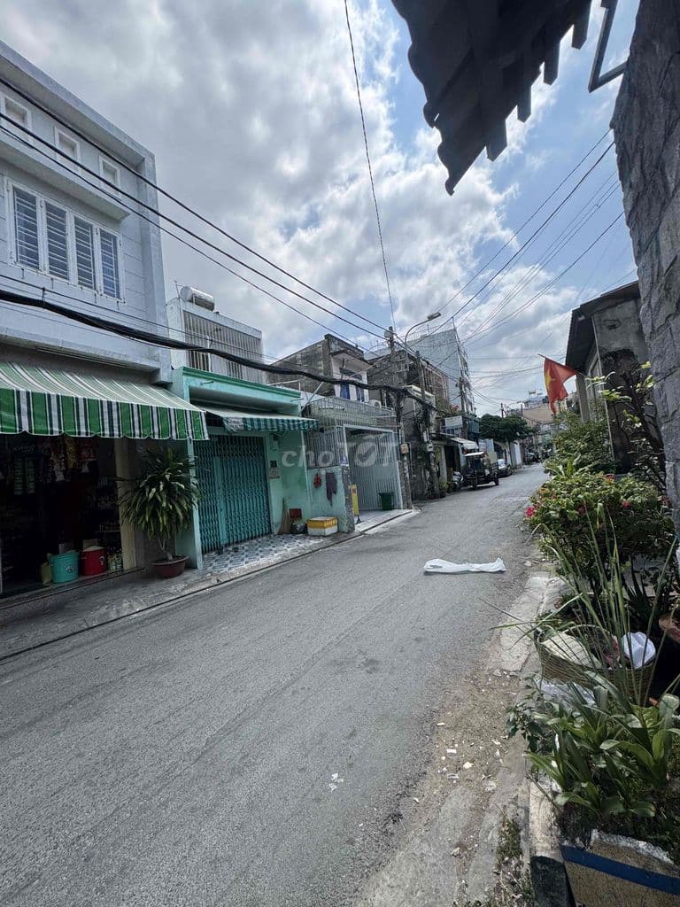 MT Tân Phú giá chỉ nhỉnh 100tr/m2 - Ảnh 2