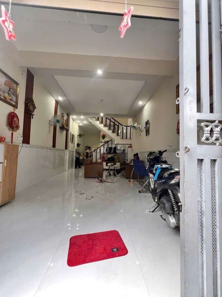 Nhà 2 tầng đường LÊ VĂN KHƯƠNG, phường HIỆP THÀNH, Q12, dt 49m2
