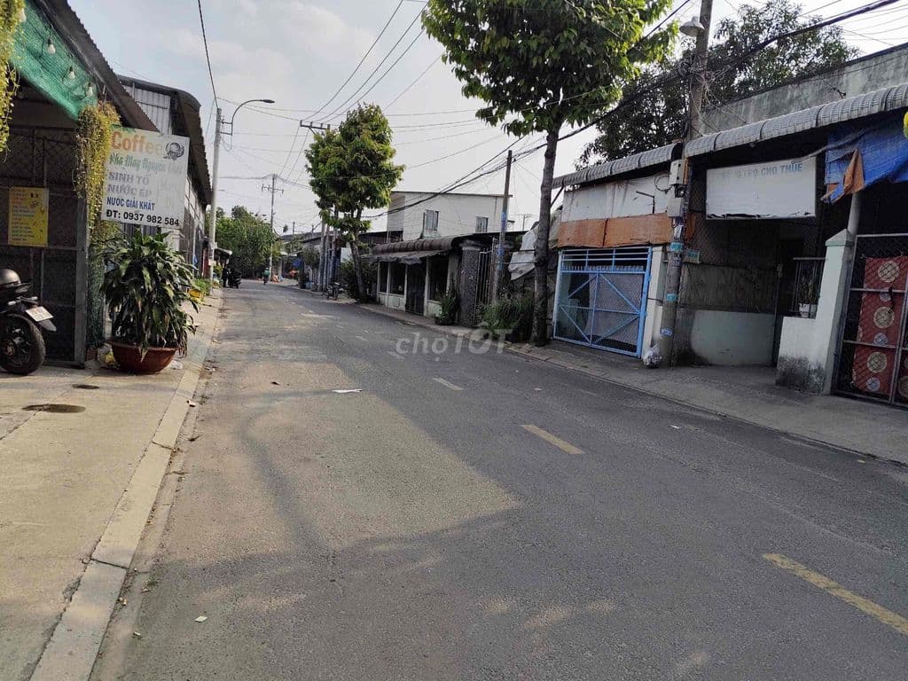 Nhà mặt tiền XTT22 Hóc Môn – 165m² – ô tô né nhau – kinh doanh được – - Ảnh 2