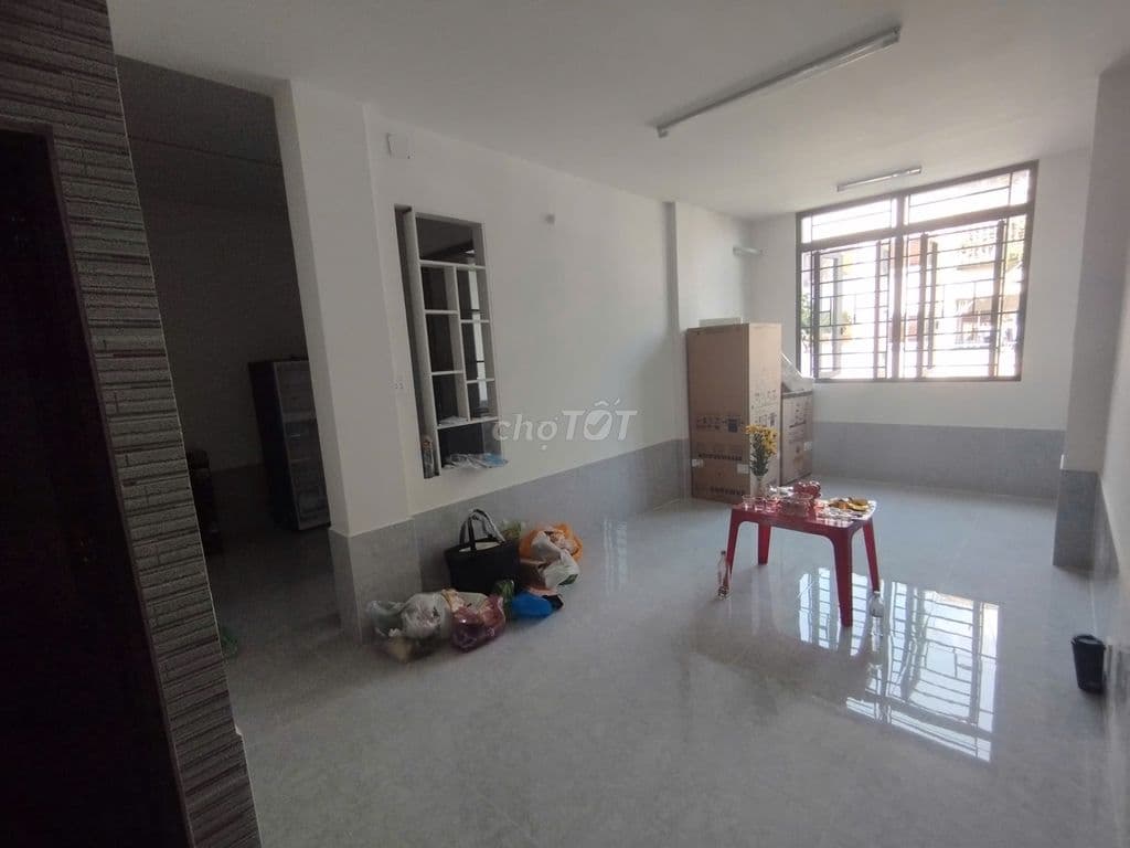 Chính Chủ Bán 1PN Chung Cư Mười Mẫu Q2 giá 1,670 tỷ Có Sổ Hồng