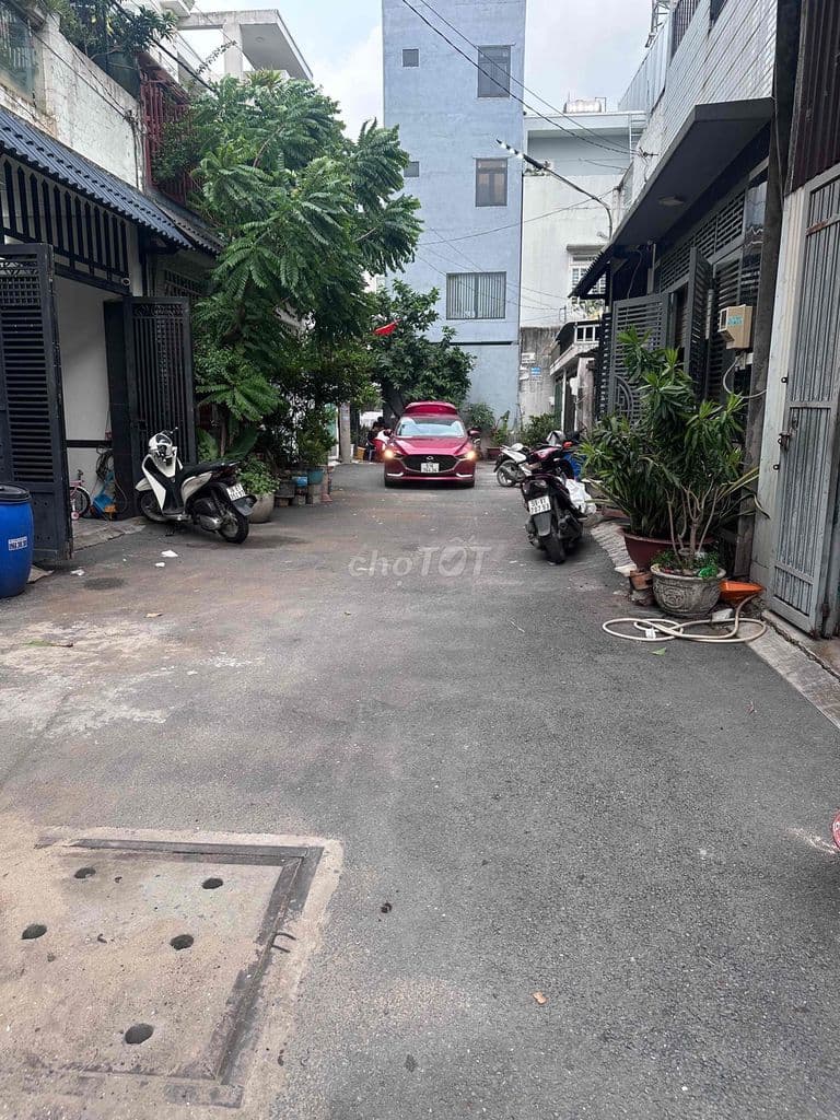 TÔI CẦN BÁN NHANH LÔ ĐẤT 72M2. CHỈ HƠN 4TỶ. ĐƯỜNG CHIẾN KHU. QUẬN 12.