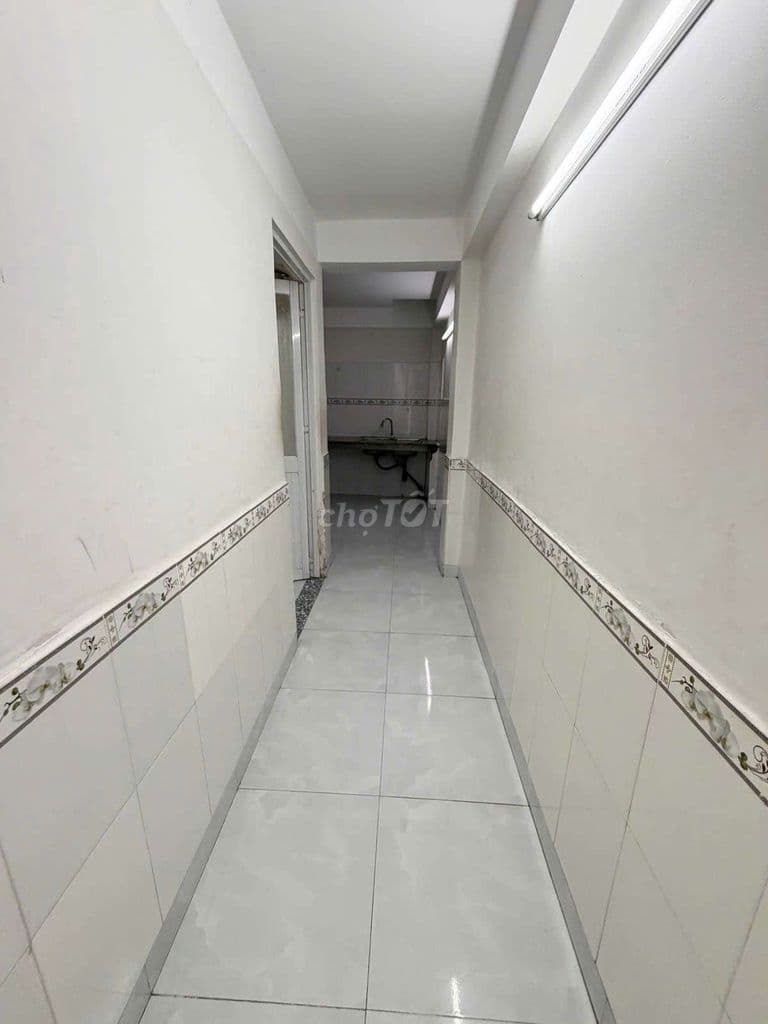 NHÀ ĐÚC BTCT KIÊN CỐ – HẺM 6M – TẦM GIÁ 4 TỶ QUÁ HIẾM Ở BÌNH TÂN - Ảnh 2
