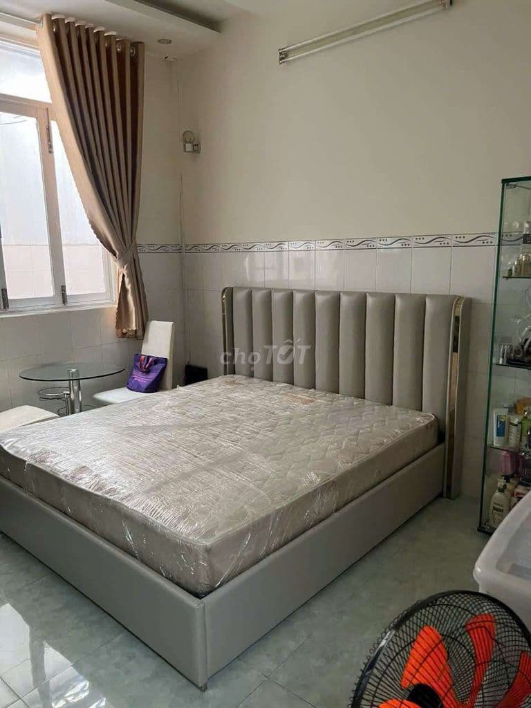 Bán nhà hẻm xe hơi Hòa Bình 4x18 xây 2 tầng giá chỉ 6,8 tỷ còn TL - Ảnh 2