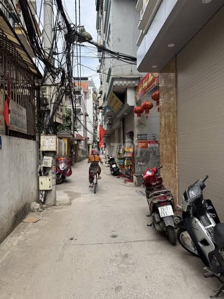bán nhà Đa Sỹ 5 tầng nhỉnh 6 tỷ