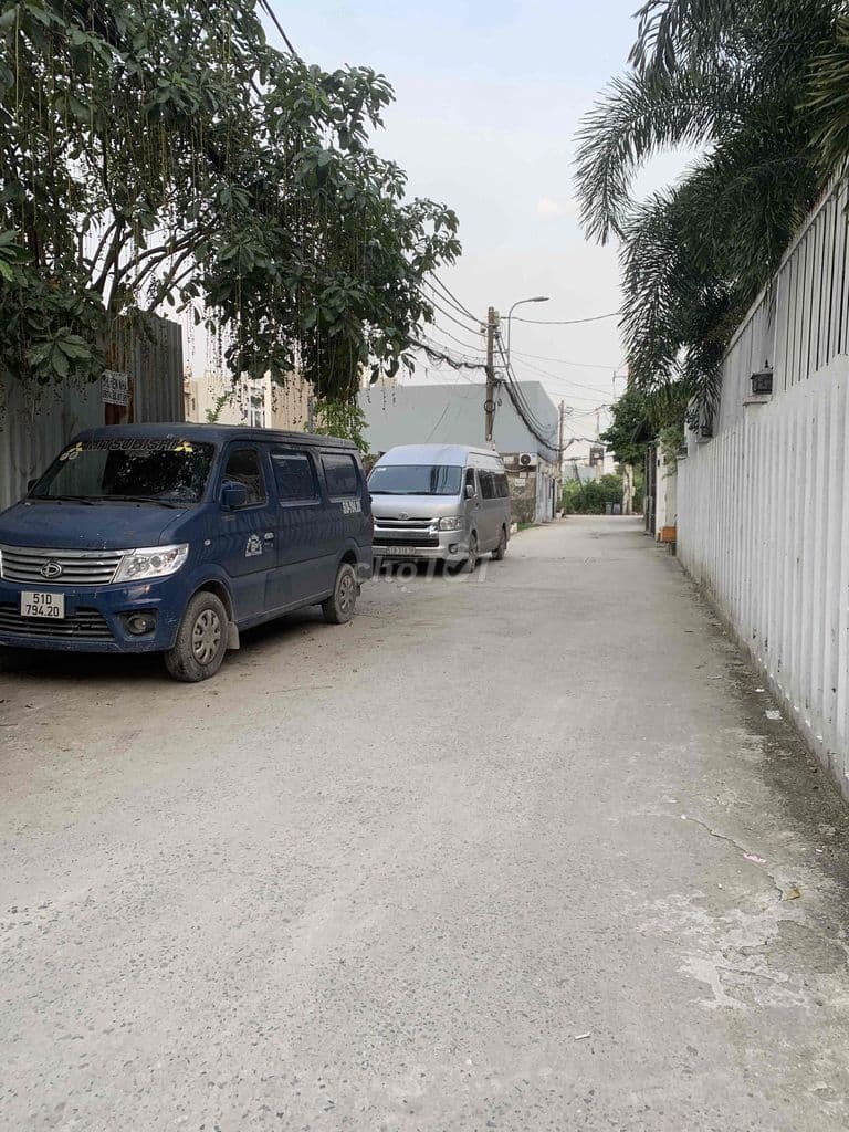 BÁN ĐẤT NGANG 5M TẶNG 10 PHÒNG TRỌ HXH GẦN NGÃ TƯ GA - Ảnh 2