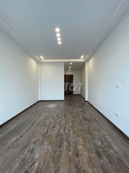 bán nhà đẹp 6 tầng Long Biên ô tô đỗ cổng - Ảnh 2
