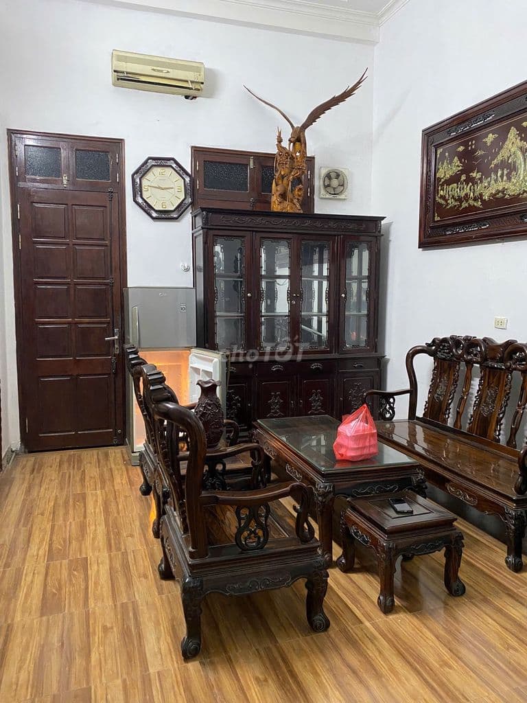 Bán nhà 2 tầng 3x5.23m, hẻm 2m đường Nguyễn Công Trứ