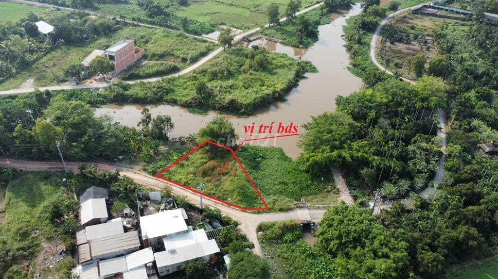 Đất mặt tiền kênh Đá Hàng đường 144 xã Bình Mỹ- Củ Chi, 457m2