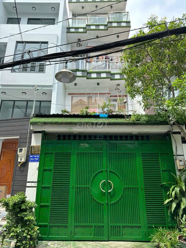 NHÀ 3 TẦNG TRUNG TÂM THỊ TRẤN NHÀ BÈ GIÁ GIẢM SỐC Chỉ còn 80 Triệu/m2