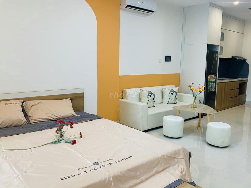 CHỈ 1 TỶ990TR NHẬN NGAY CĂN STUDIO TẦNG TRUNG HƯỚNG MÁT TẶNG ĐỒ TẠI OP