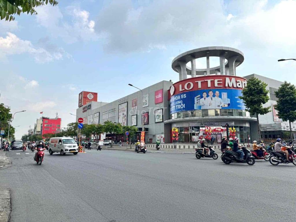 Đất GV đối diện Lotte. 70M2 A4. HXH tránh.Đang cho thuê 10Tr. Chỉ 7,XT - Ảnh 2