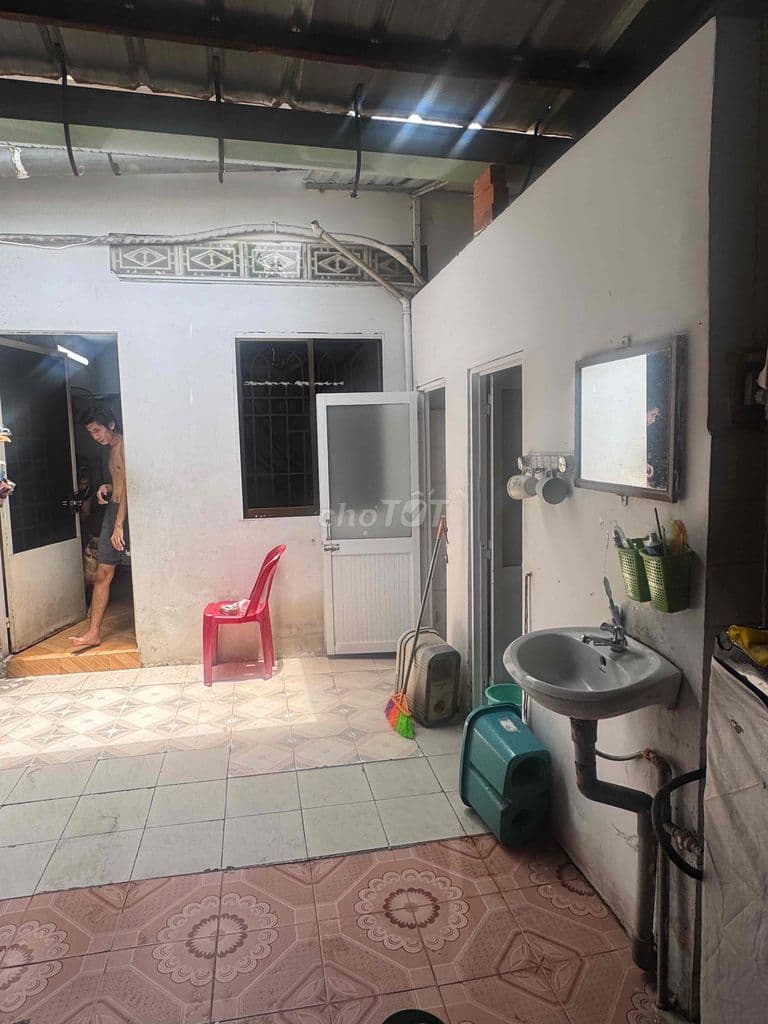 Cần bán gấp nhà mặt tiền kinh doanh cách chợ phước bình 50m - Ảnh 2
