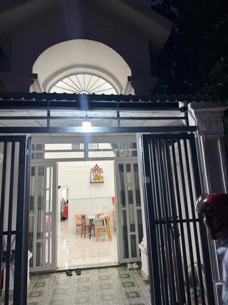 🍁Chủ gởi 📏Ngang 4*17m đúc lững 1p khách 1p bếp 3p ngũ 2tolet