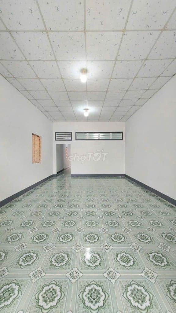 Bán gấp căn nhà cấp 4 ở Đ. Số 82 , Tân Phú Trung 100m2 -SHR- giá 740tr - Ảnh 3